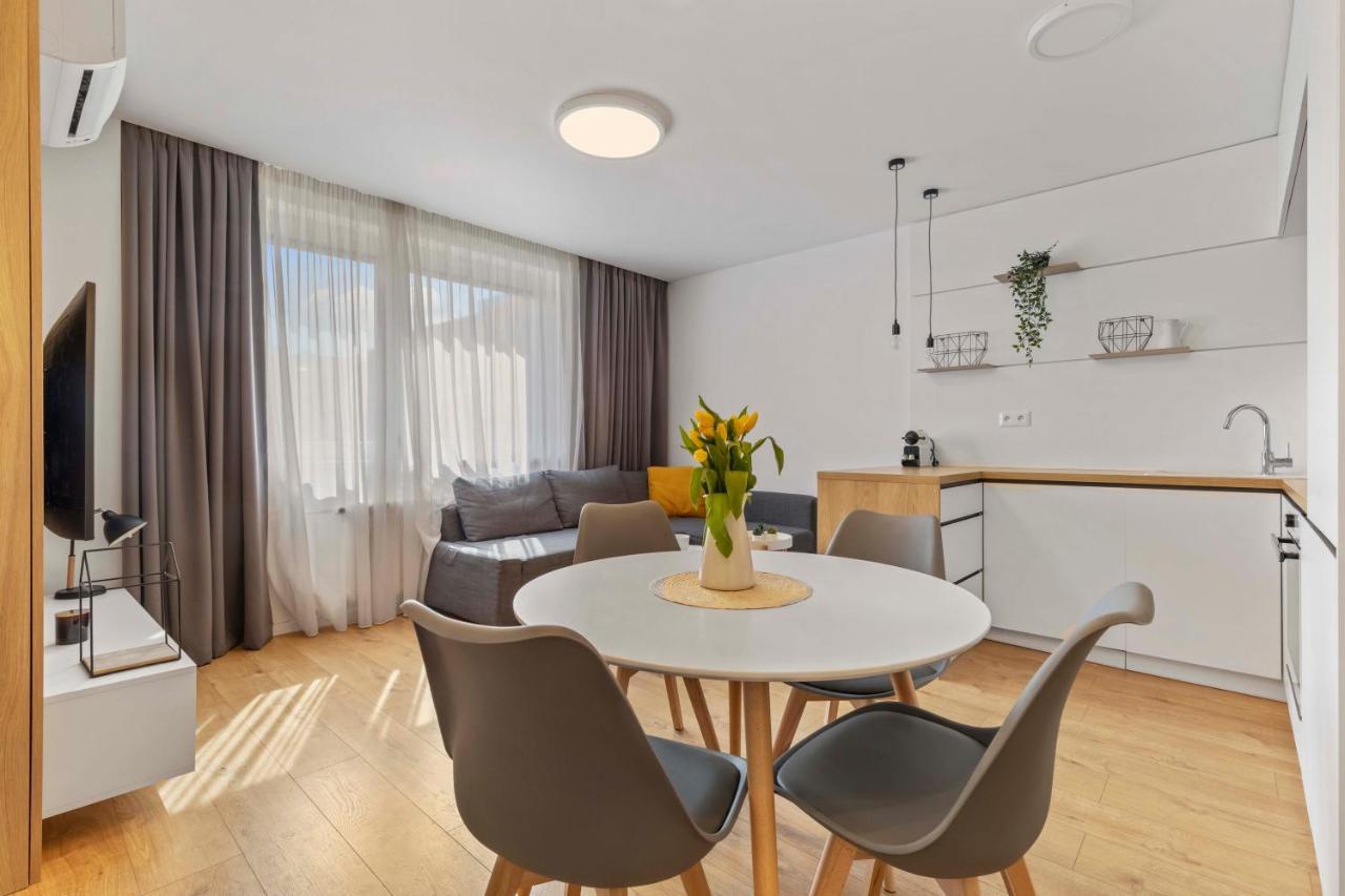 Апартаменты Lam Concrete - Ac - Balcony Братислава Экстерьер фото